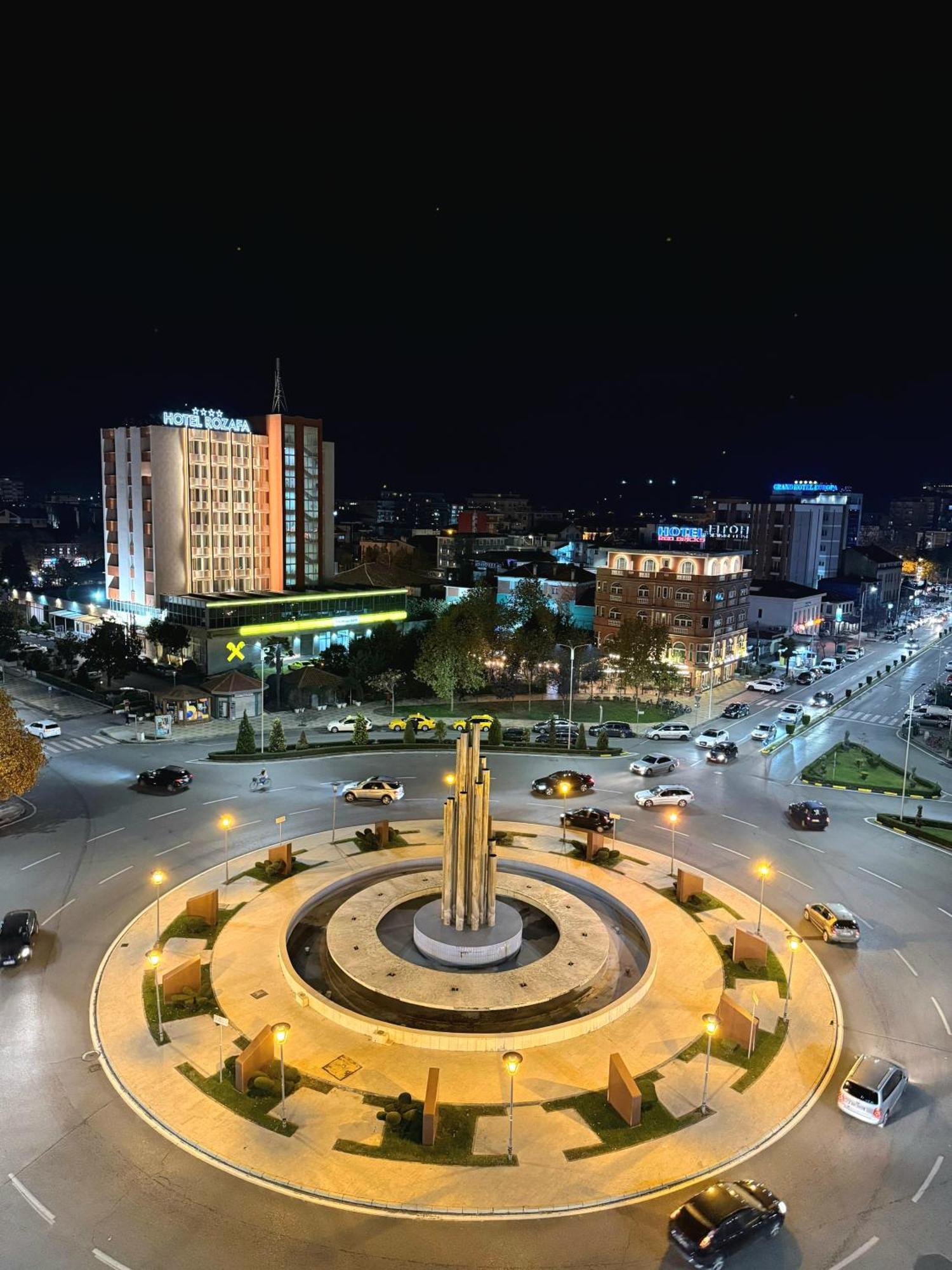 Stay-Five Rooms & Apartments Shkoder Exterior photo